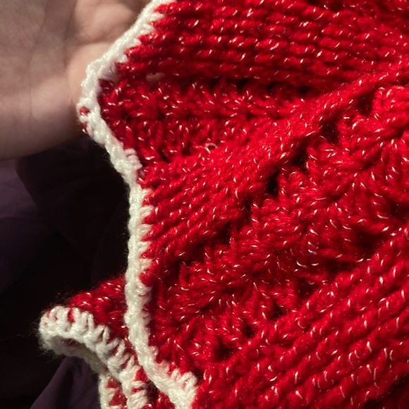 red crochet skirt - Picture 4 of 4